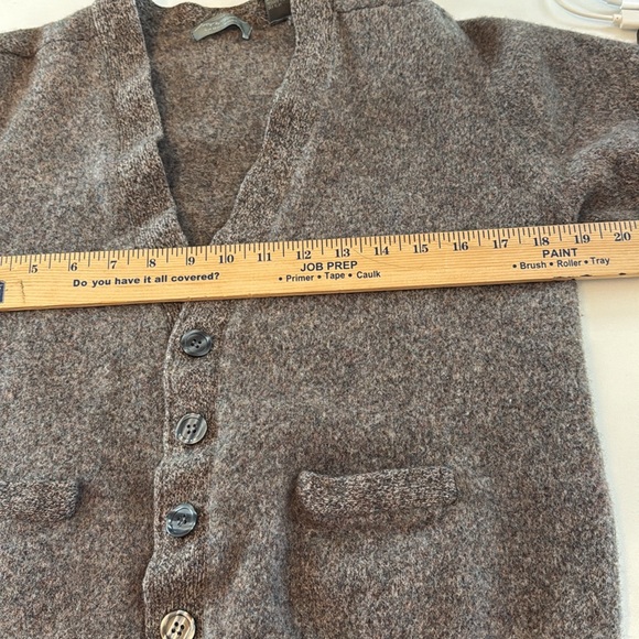 Vintage Lord & Taylor 100% Lambswool Button Up Cardigan Sweater - Picture 7 of 10
